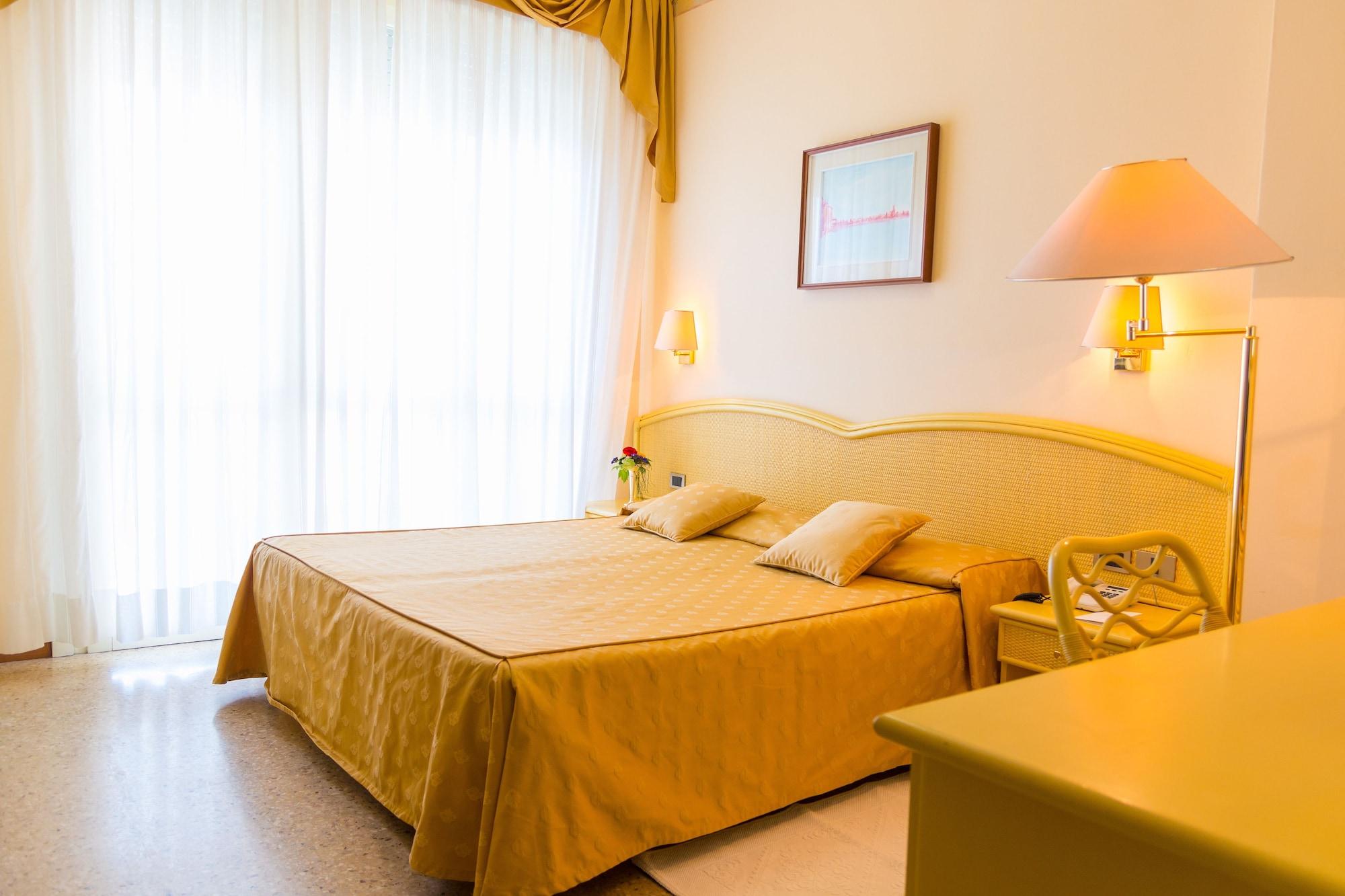Hotel Principe Bibione Exteriör bild